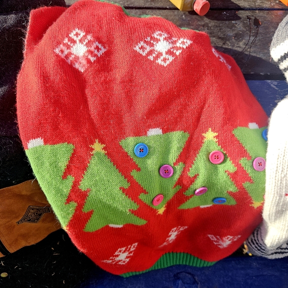 Assortment Of Large Breed Dog Coats And Pyjamas - Picture 7 of 15